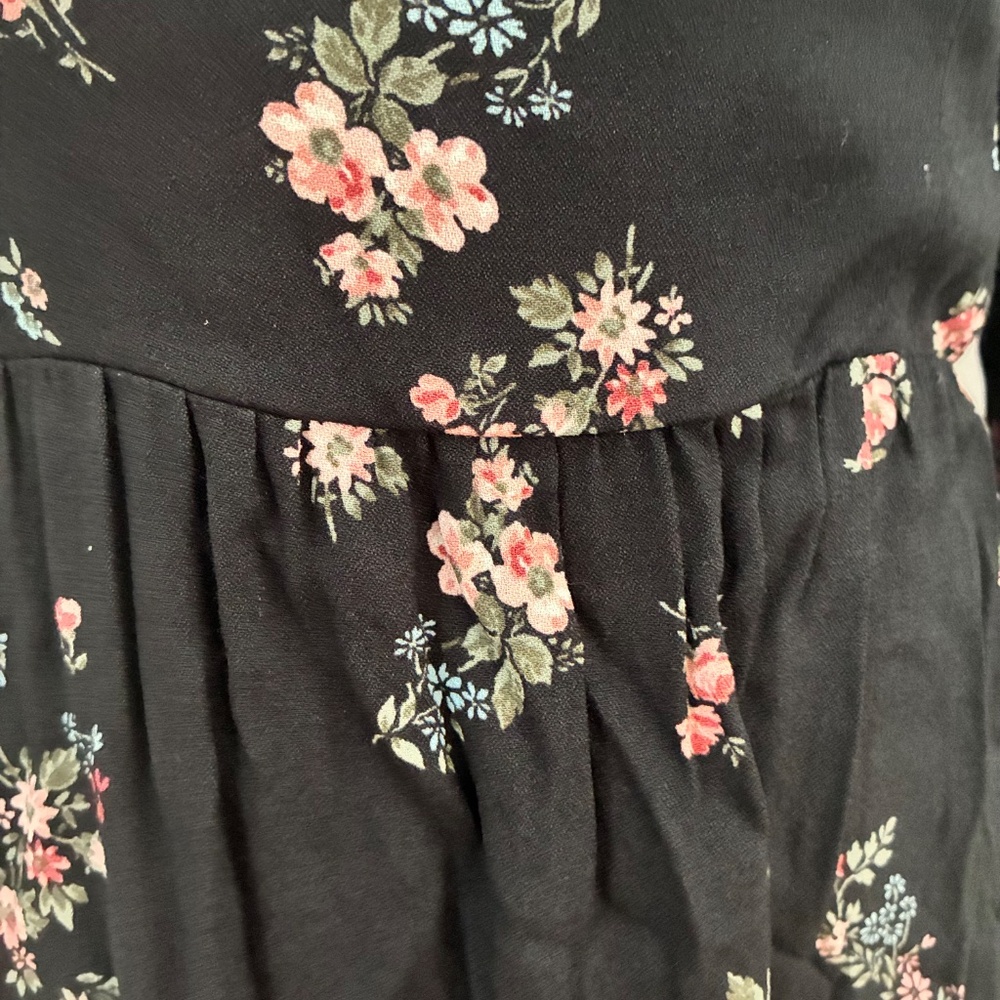 Mica Dress - Picture 4 of 14